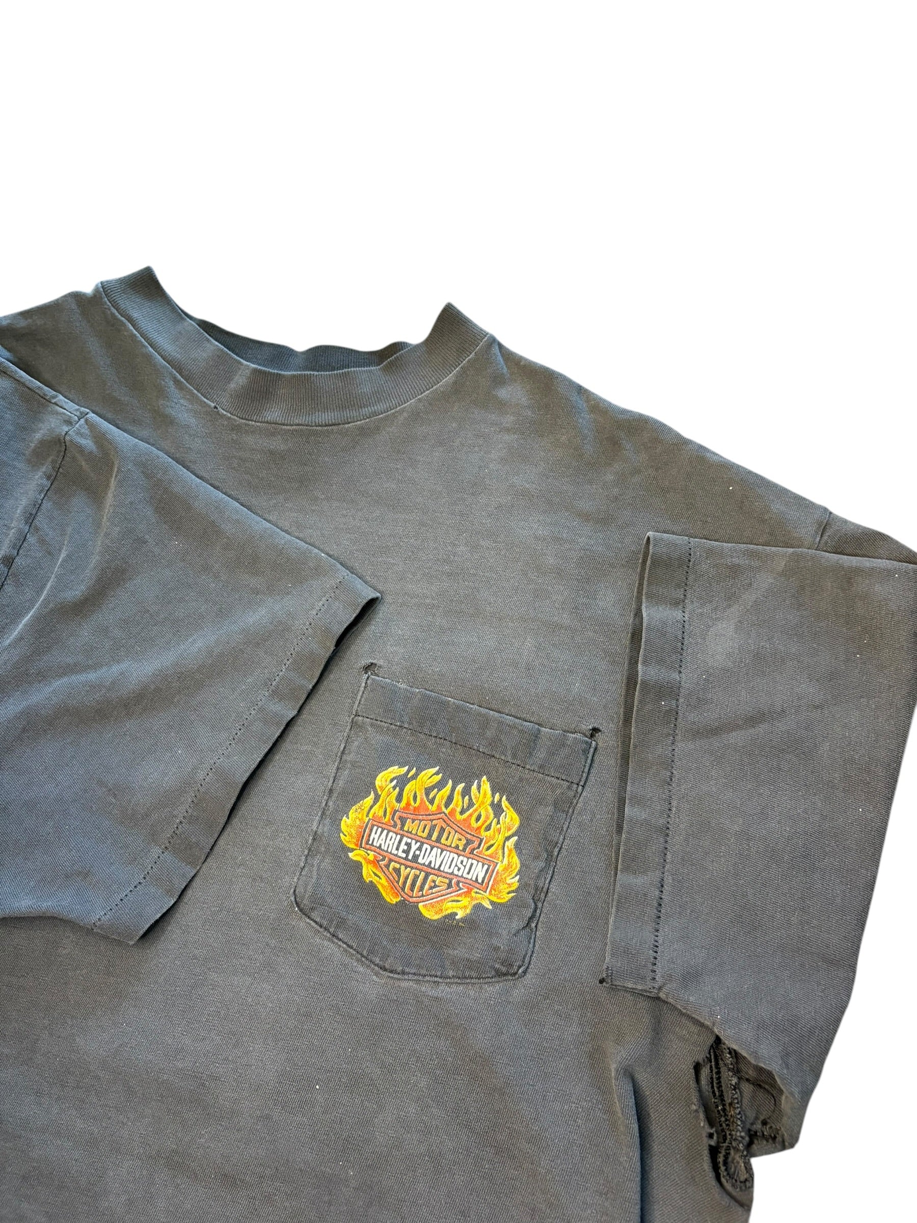 Vintage 1990s Harley Davidson Faded And Thrashed Flameball Pocket Tee (XL)