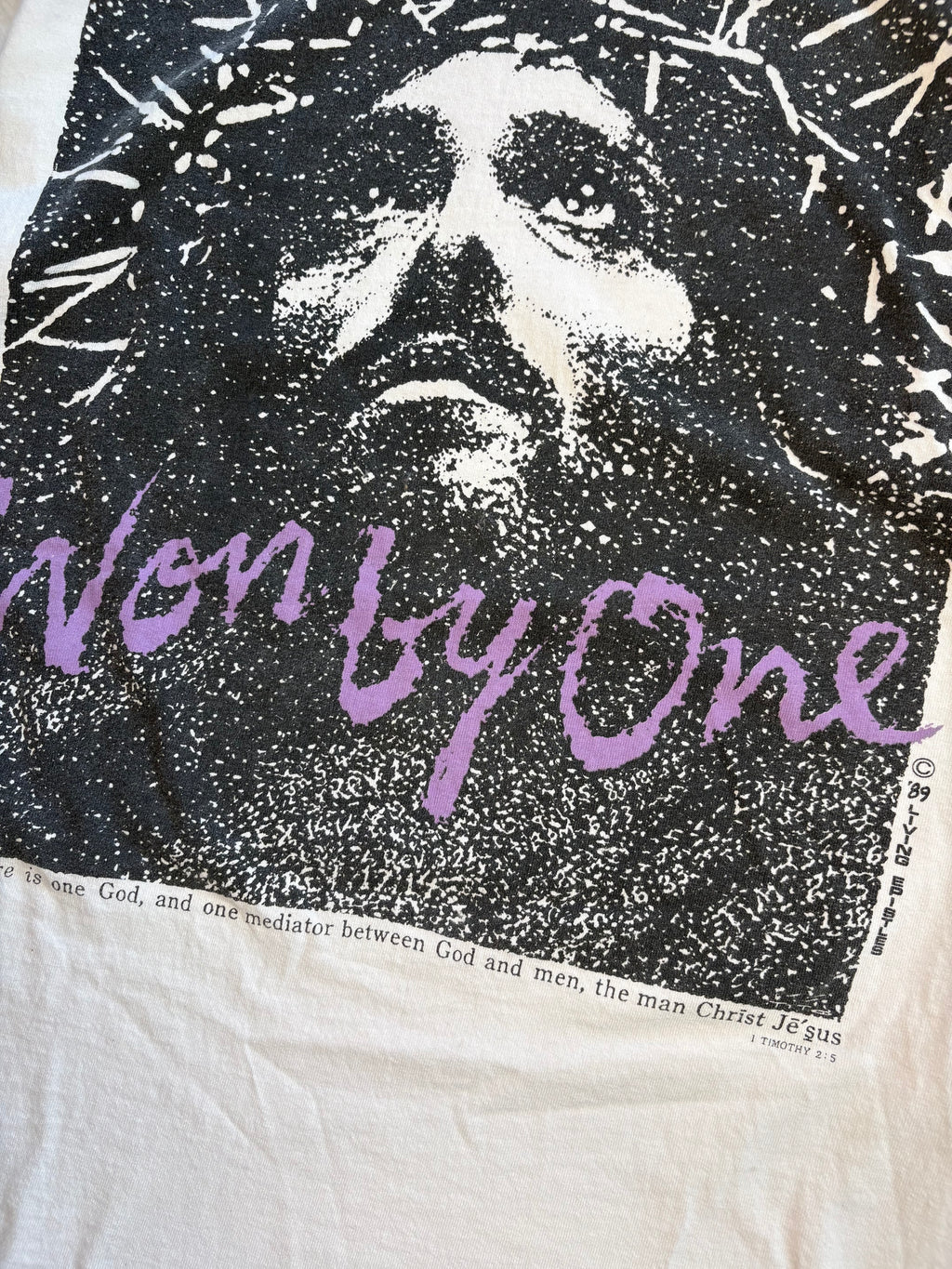 Vintage 1989 Won By One Living Epistles Jesus Tee (Large)